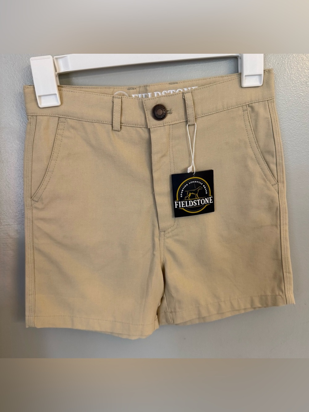 Fieldstone Khaki Beige Shorts Chinos Boy’s L Fits M Sporting Lifestyle Brand NWT